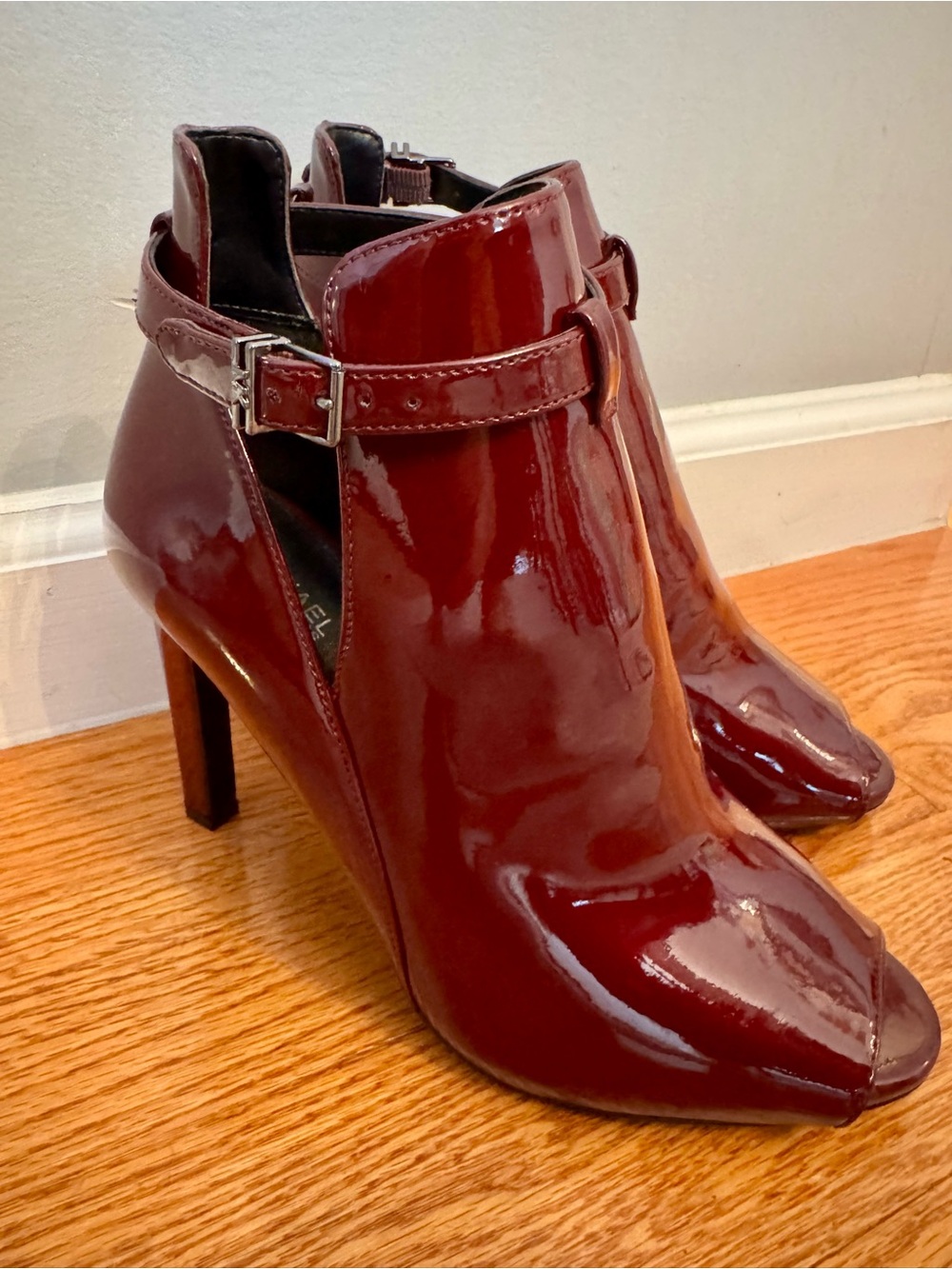 Michael Michael Kors Lawson Open Toe Patent Merlot Booties Size 9